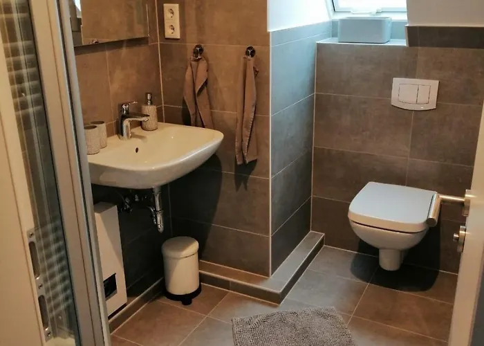 Weingut Stefan Meyer *